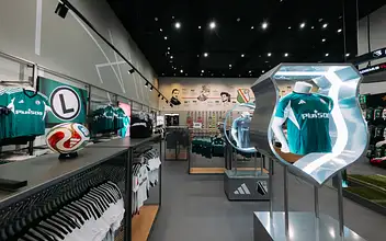 Odnowiony Legia FanStore otwarty